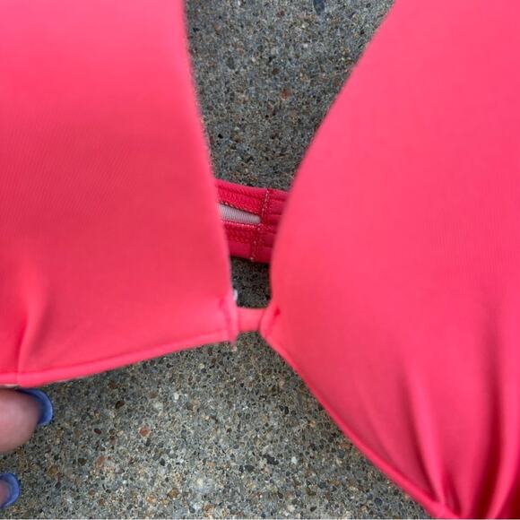 Victoria’s Secret Coral Pink Underwire Push Up Halter Triangle Bikini Top 32D - Picture 3 of 5